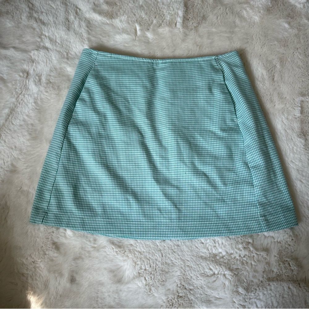 Urban outfitter size s light blue/mint green and white houndstooth mini skirt